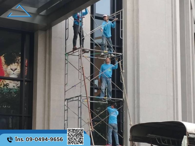 บริษัทรับทำความสะอาดกระจกอาคารสูง